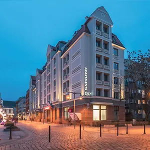 Q17 Rynek Polónia